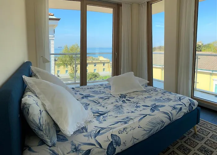 Aparthotel Panorama 4*